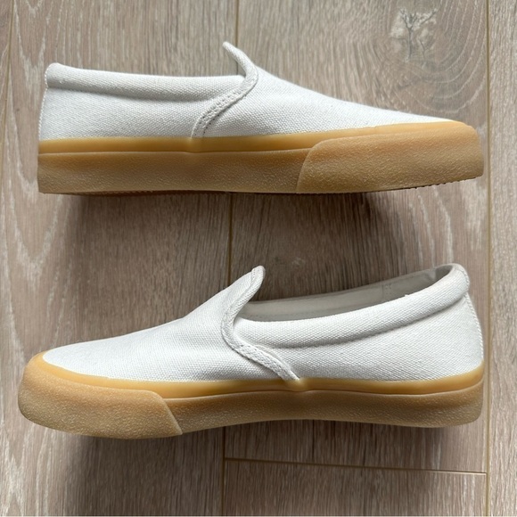 Madewell Shoes Sidewalk Slip-On Sneakers in Recycled Canvas White 6 - Picture 2 of 12